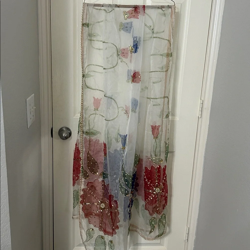 Organza Duppatta stole white painted floral full size. Pearl sequins work. NWOT - Picture 4 of 13